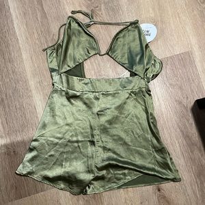 PRINCESS POLLY CUT OUT GREEN ROMPER SIZE 6